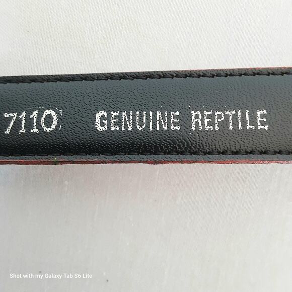 Distressed Genuine Reptile Skinny Belt Womens Medium Burnished Red - Picture 9 of 11